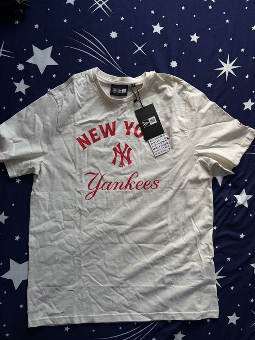Tricou New Era.