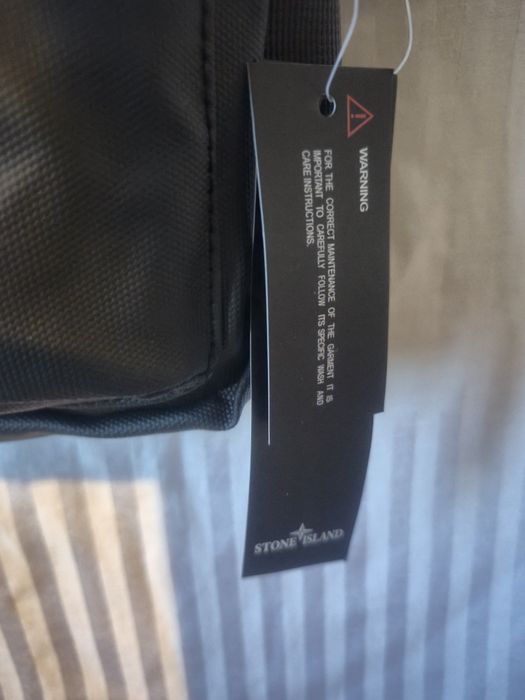 Чантичка Stone Island