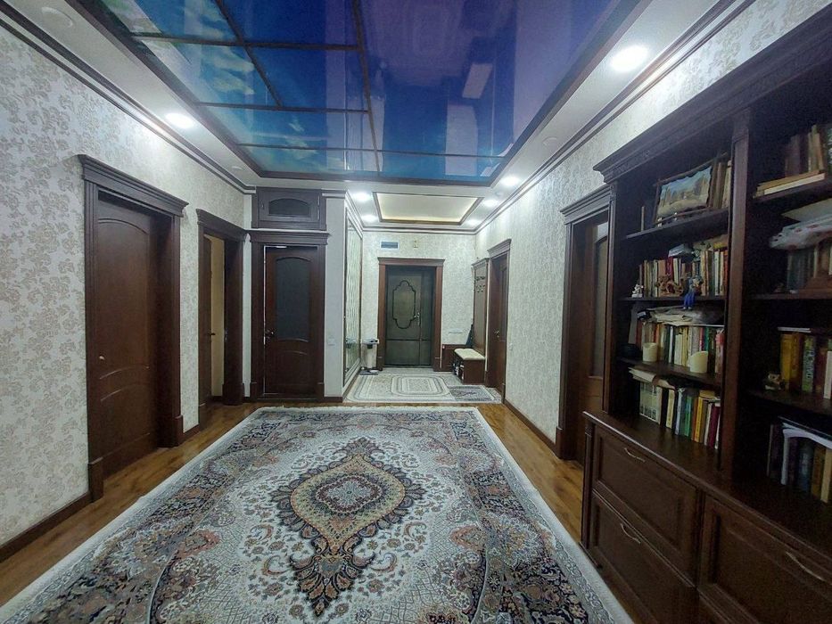 Продается 5ти ком квартира, ЖК Габус, ор-р: кичик Бешагач, 185м²