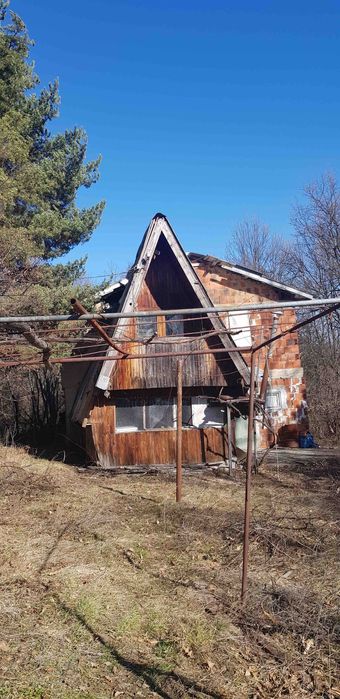 Продава КЪЩА област София, с. Туден