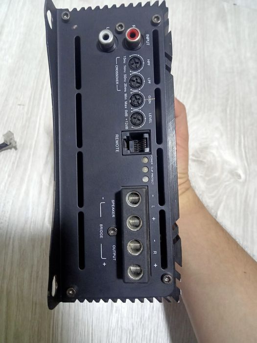 Продам усилитель Apocalypse AAB-600.2D в хорошем состоянии.