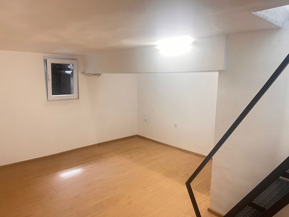 Отдавам под наем