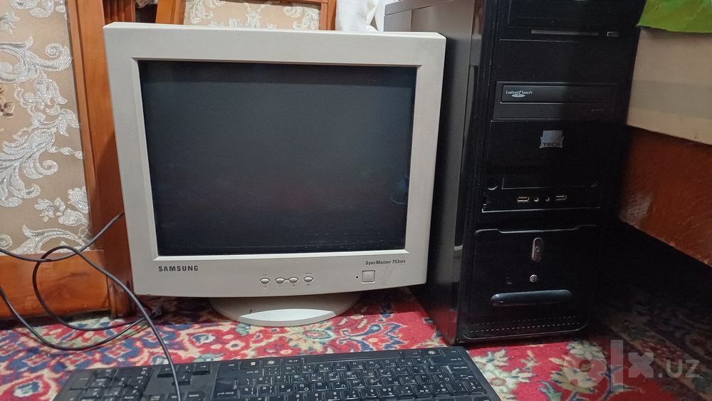 Kompyuter SyncMaster 753 dfx