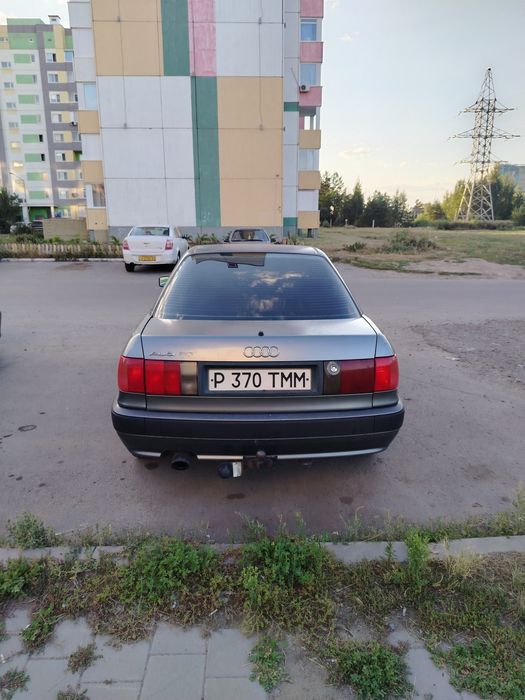 Продам ауди 80 б4