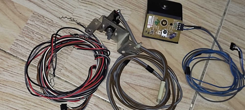 Срочно продам запчасти от телевизора
TOSHIBA.