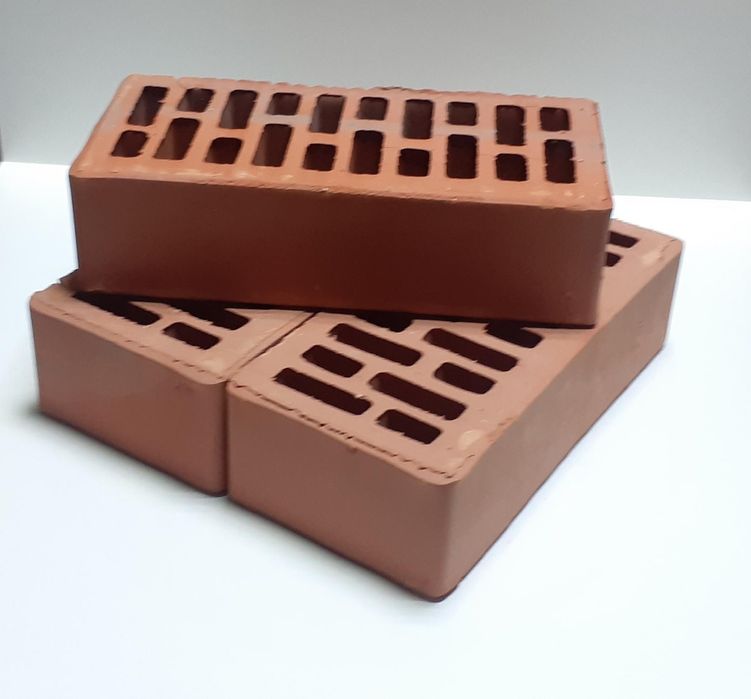 Продаю кирпич красный " Керамика"отличного качества по низкой цене в г