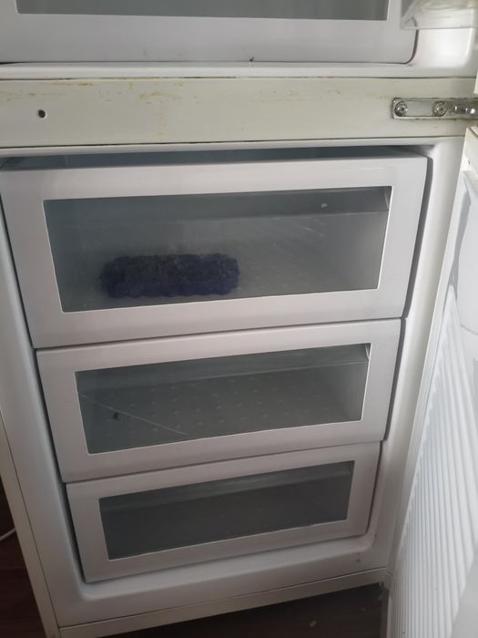 Холодильник Samsung