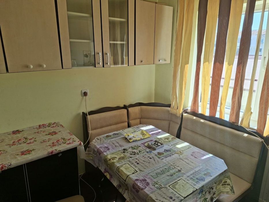 Închiriez apartament 2 camere mobilat  -Bals  preț 850 lei