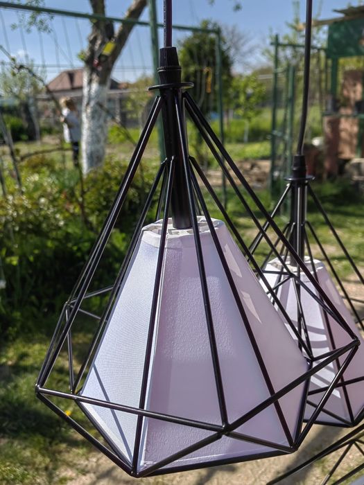 Lustră modernă cu 3 pendule, model geometric – 120 lei