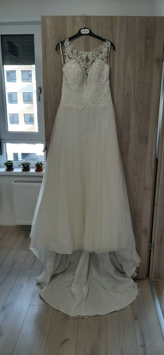 rochie mireasa demetrios