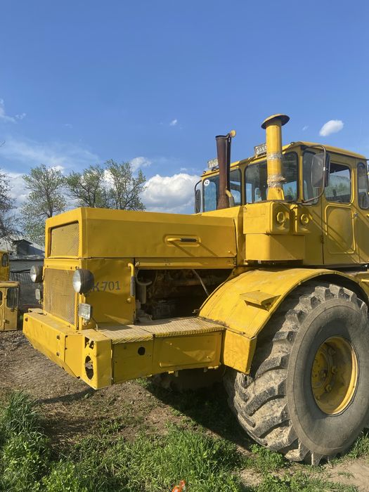 Кировец к701 срочно без матор
