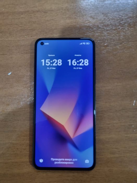 Продам телефон МИ 11 лайт 8/128гб почти новый