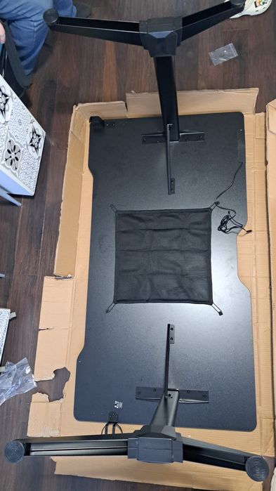 Birou Gaming Deltaco RGB DT420