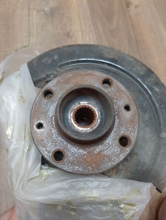 Продам запчасти на Рено Логан-1,Лада Ларгус!