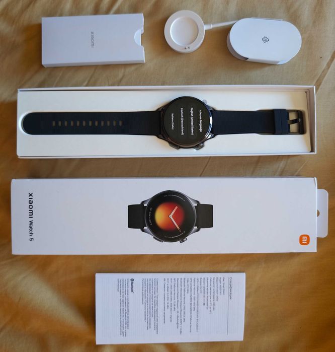 Смарт часовник Xiaomi Watch 5