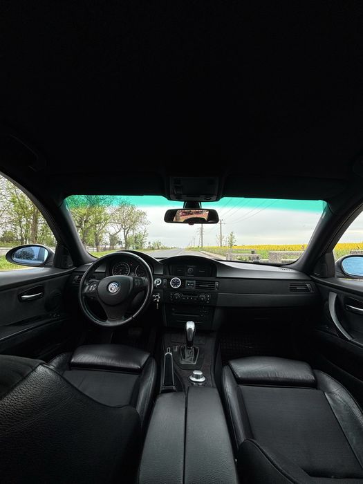 BMW Seria 3 E90 320D automat / M pack / Harman Kardon / Xenon