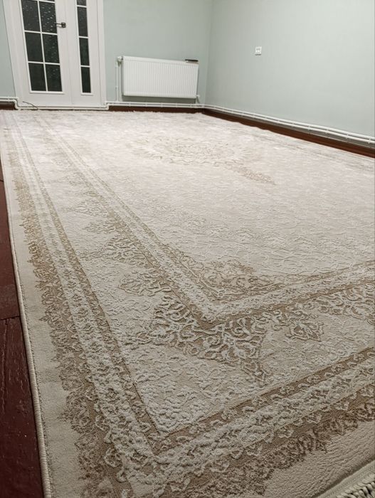 Ковёр 3х5 в отличном состоянии