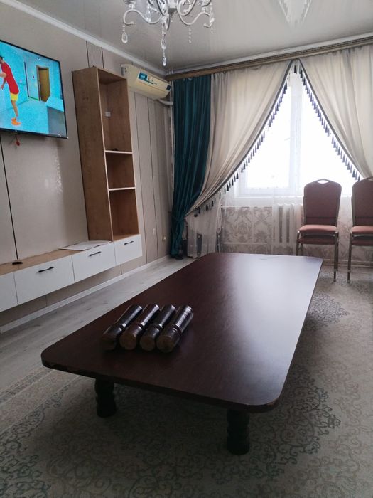 Қонақ бөлме столы