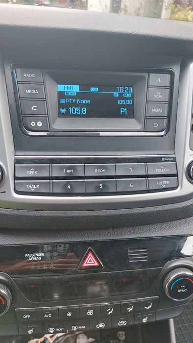 Radio , consola Tucson 2018