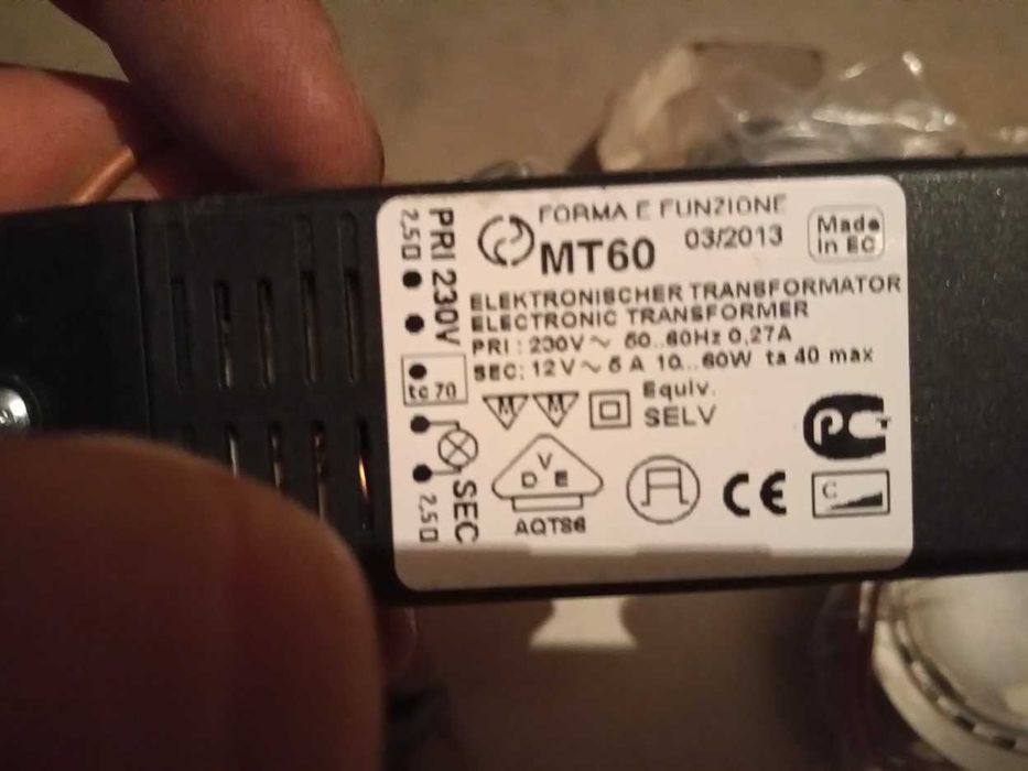 3 spoturi incastrabile halogen cu transformator inclus