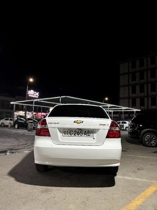 Chevralet nexia 3