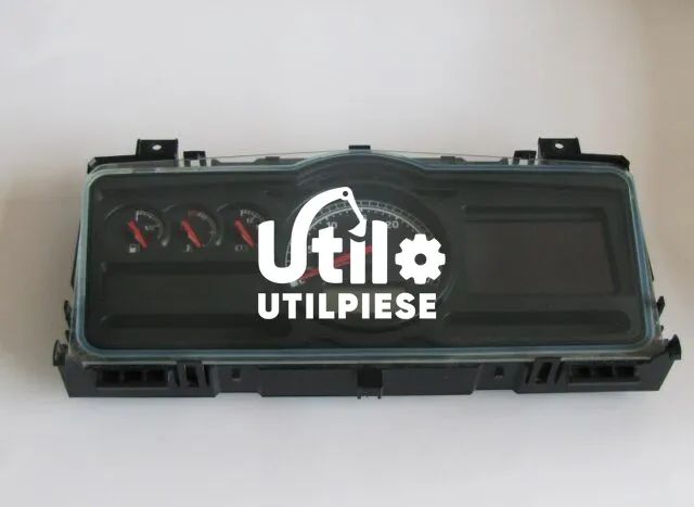 Ceas bord Renault 7421050635 utilaje constructii - verificat