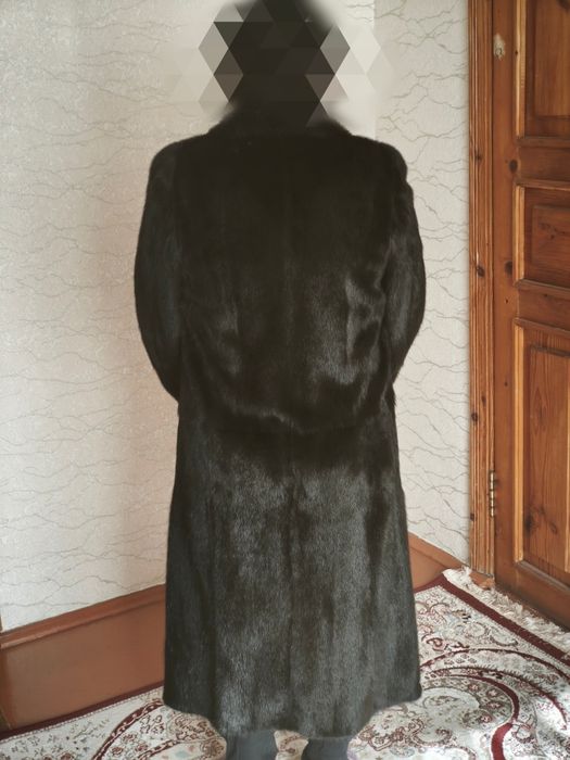 Продам норковую шубу