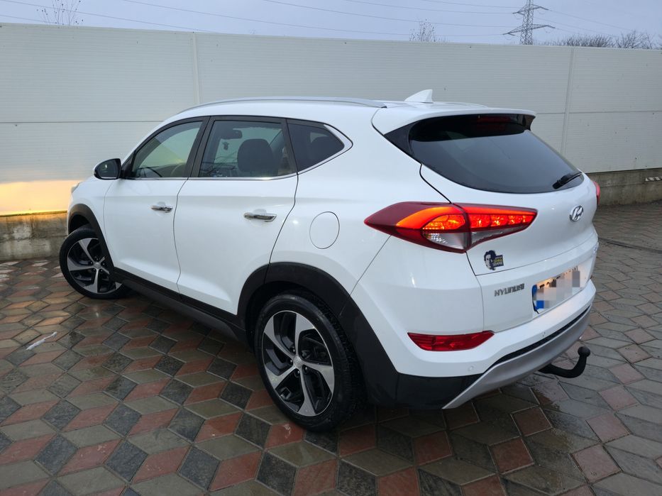 Hyundai Tucson Automat 4x4 !!!