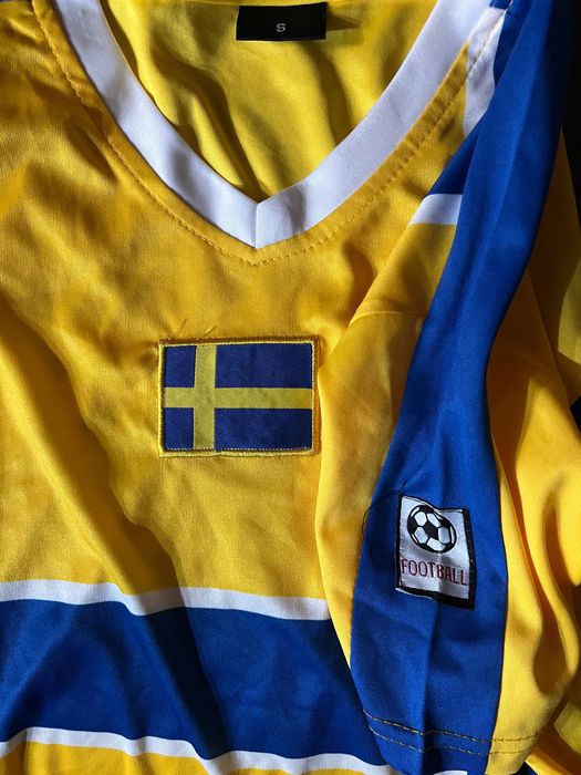 Оригинална футболна Тениска на Швеция