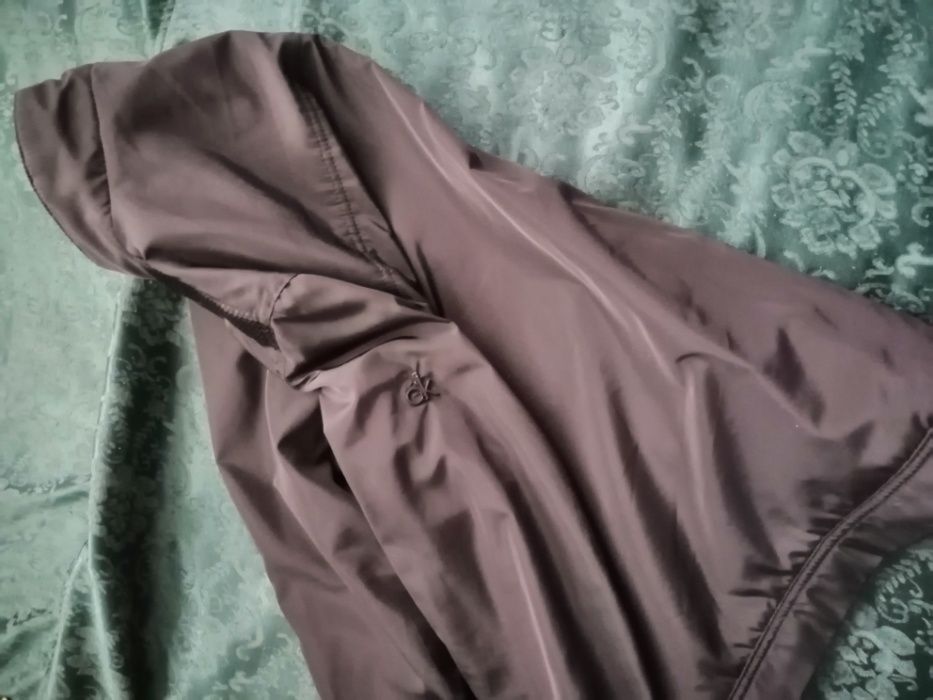 Чисто ново яке Calvin Clein размер S Промо