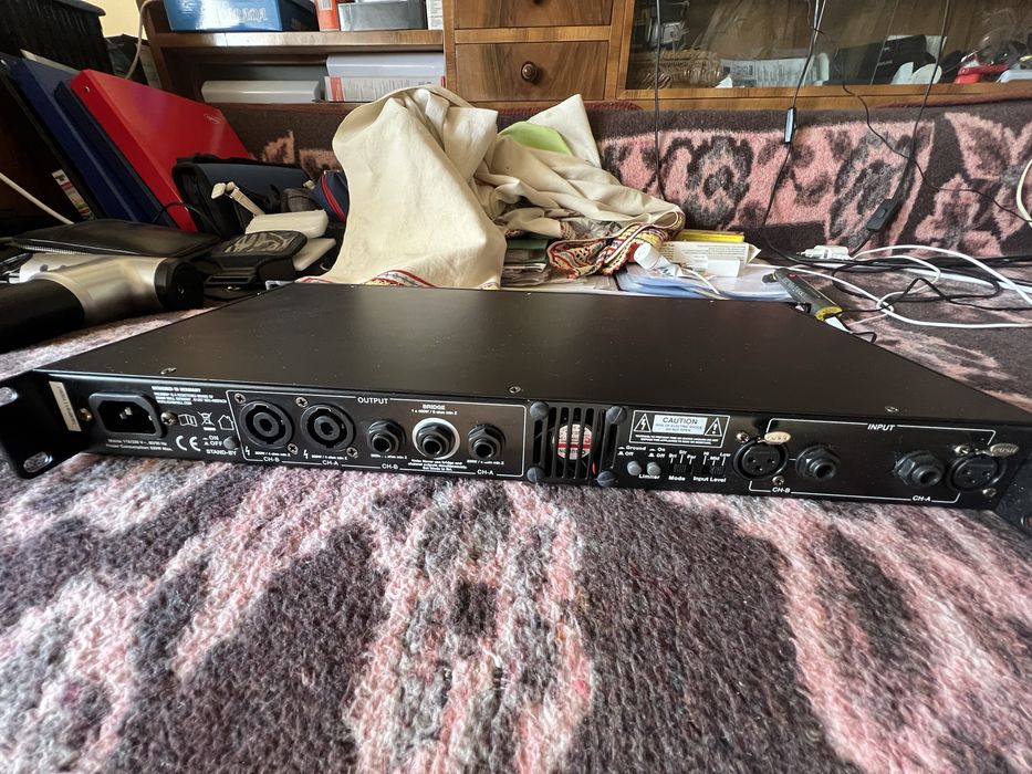 Amplificator stereo  PALMER  Macht 402 pentru chitara