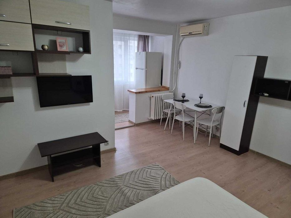 Proprietar închiriez garsonieră – Metrou Dristor 2, etaj 8/10