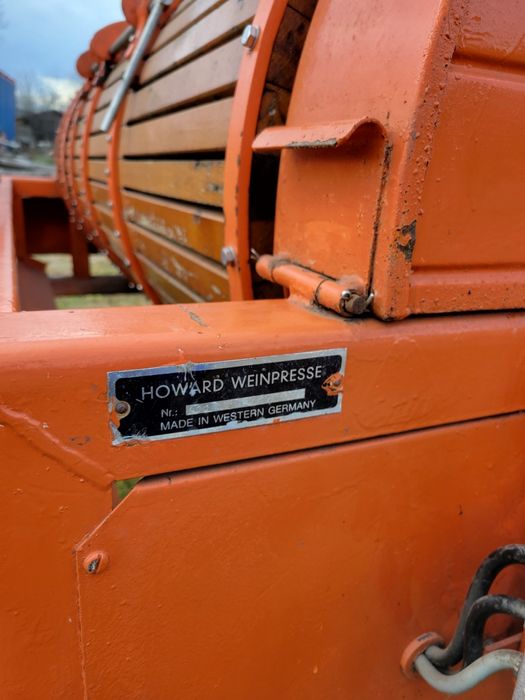 Presa struguri de vin