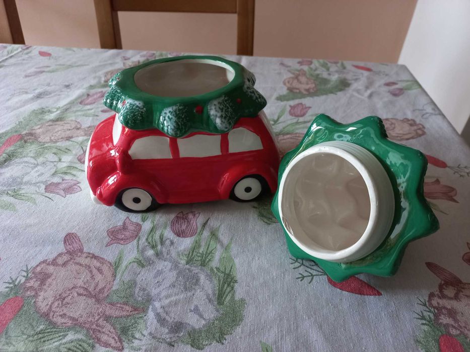 Буркан за сладкиши / Cookie jar