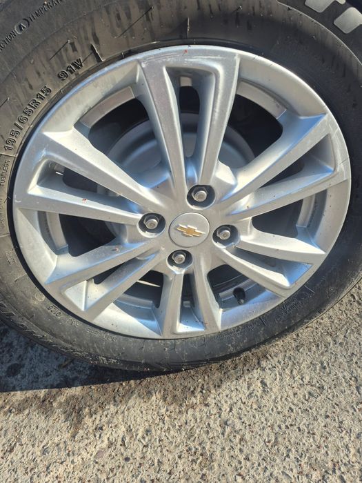 Продам диски на Шевроле Кобальт