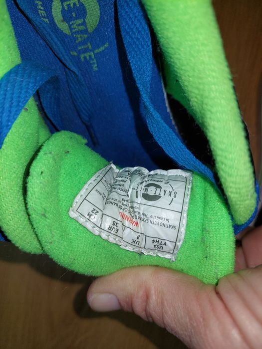 Маратонки с колелца 35н