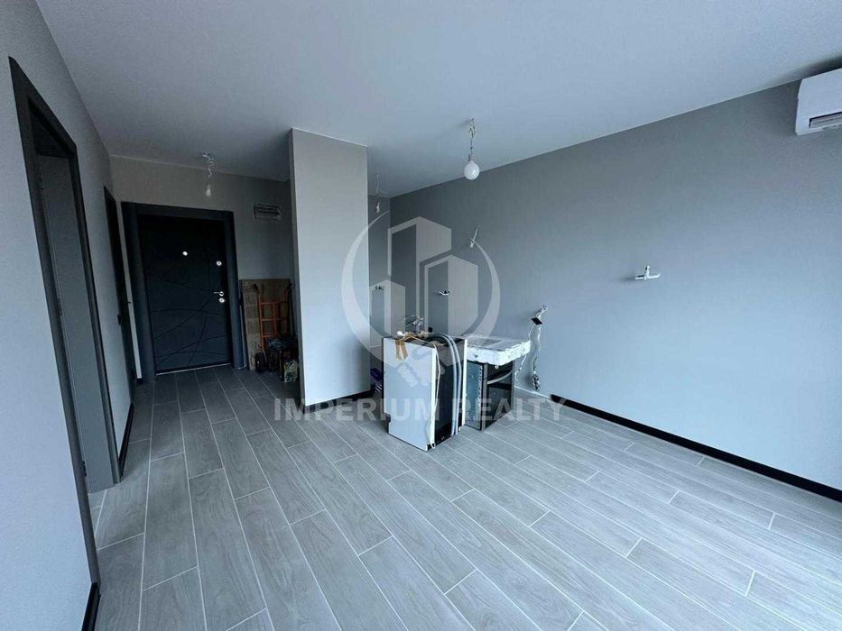 Продава се Двустаен апартамент в к.к. Слънчев бряг - 60 кв.м за 1417 €/кв.м - Снимка #2