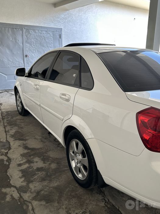 Gentra 3 pozitsiya avtomad yili 2021 prabeg 116ming km yurgan.rangi oq