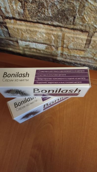 Серум за стимулиране растеж на миглите