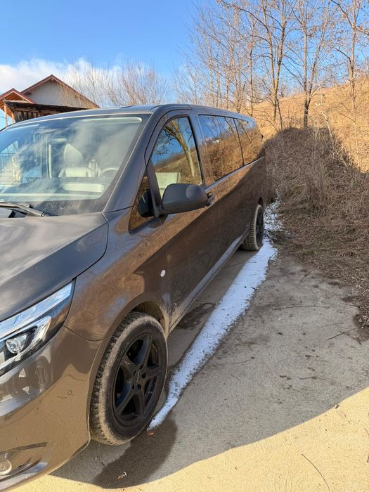 Vand Mercedes Vito Tourer 8+1 locuri 4x4