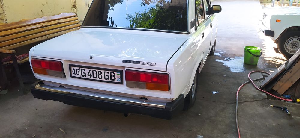 Vaz 2107.yili 2008 gazi bor srochna sotiladi