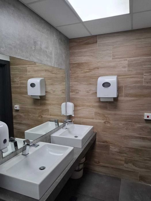 Дава се под наем Офис в София, Младост 4 - 627 кв.м за 9405 € - Снимка #3