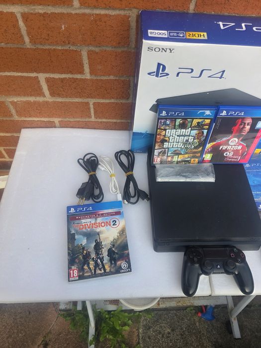 PlayStation 4 slim 500gb