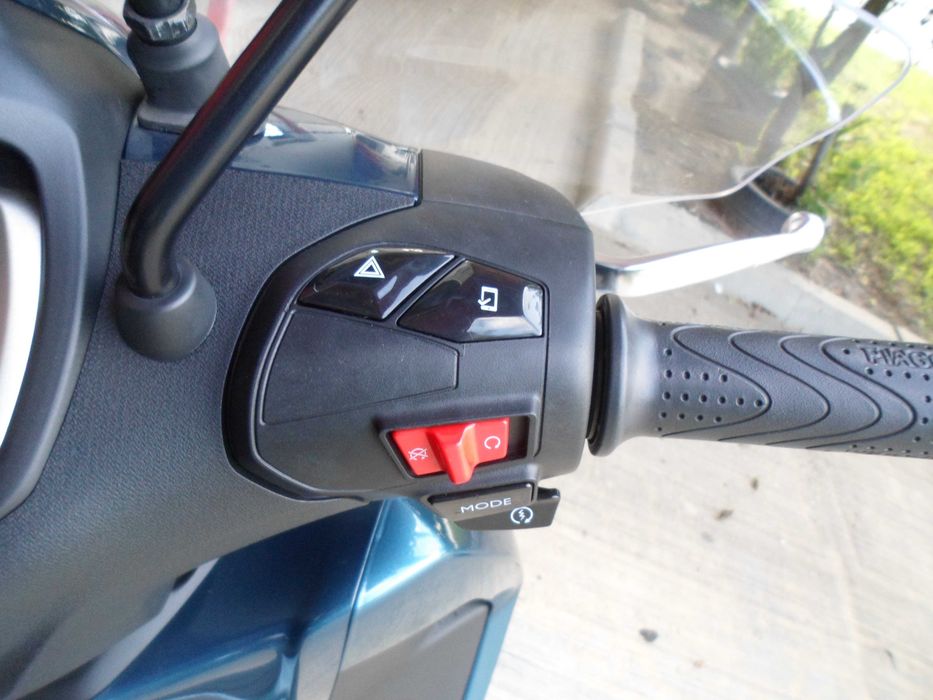 Piaggio Beverly 400 HPE/2023