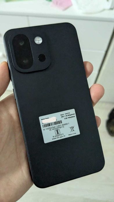 OnePlus 13s в идеальном состоянии