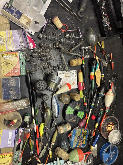 6 бр Въдици и такъми