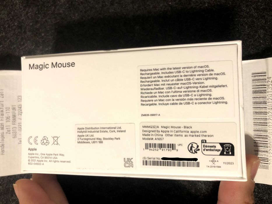Продавам Magic Mouse, Space Grey закупен е от Saturn Германия.