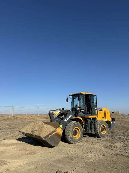 Услуги погрузчик 2 куб и самосвал Shacman
