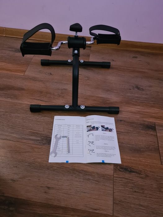 Мини велоергометър за раздвижване на краката и ръцете