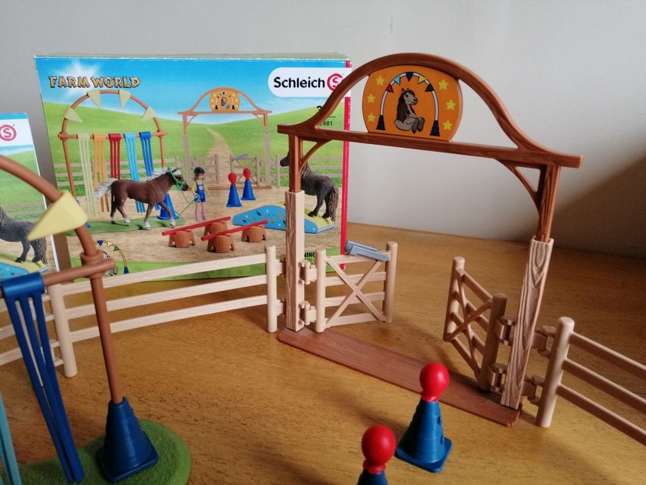 Schleich комплект за тренировка за понита Аджилити